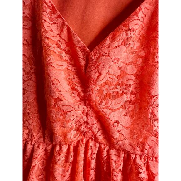 K. Jordan Women's Lacey Short Sleeve Shirt See Through Lace Arms Size Large - Picture 4 of 8